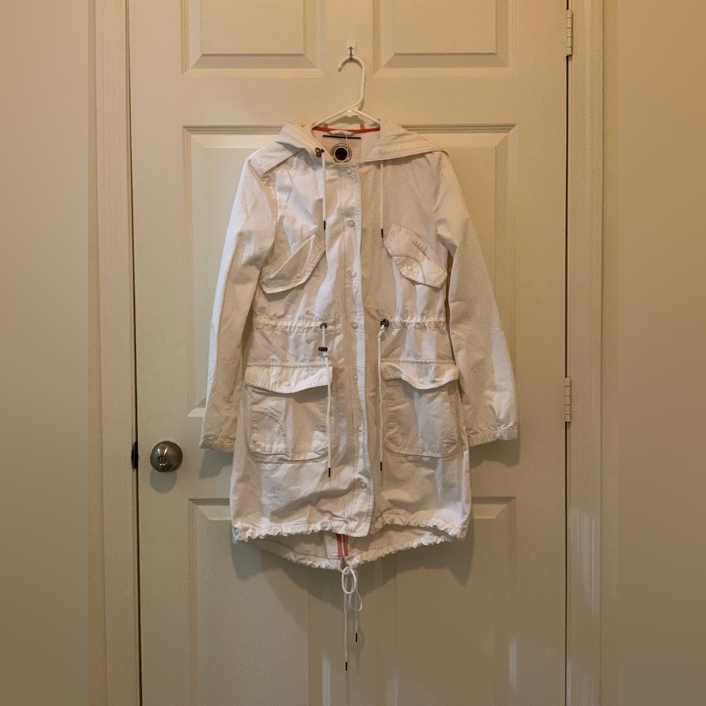 Daughters of Liberation White Hooded  Utility Parka Hiking Jacket.  Size-X-Small